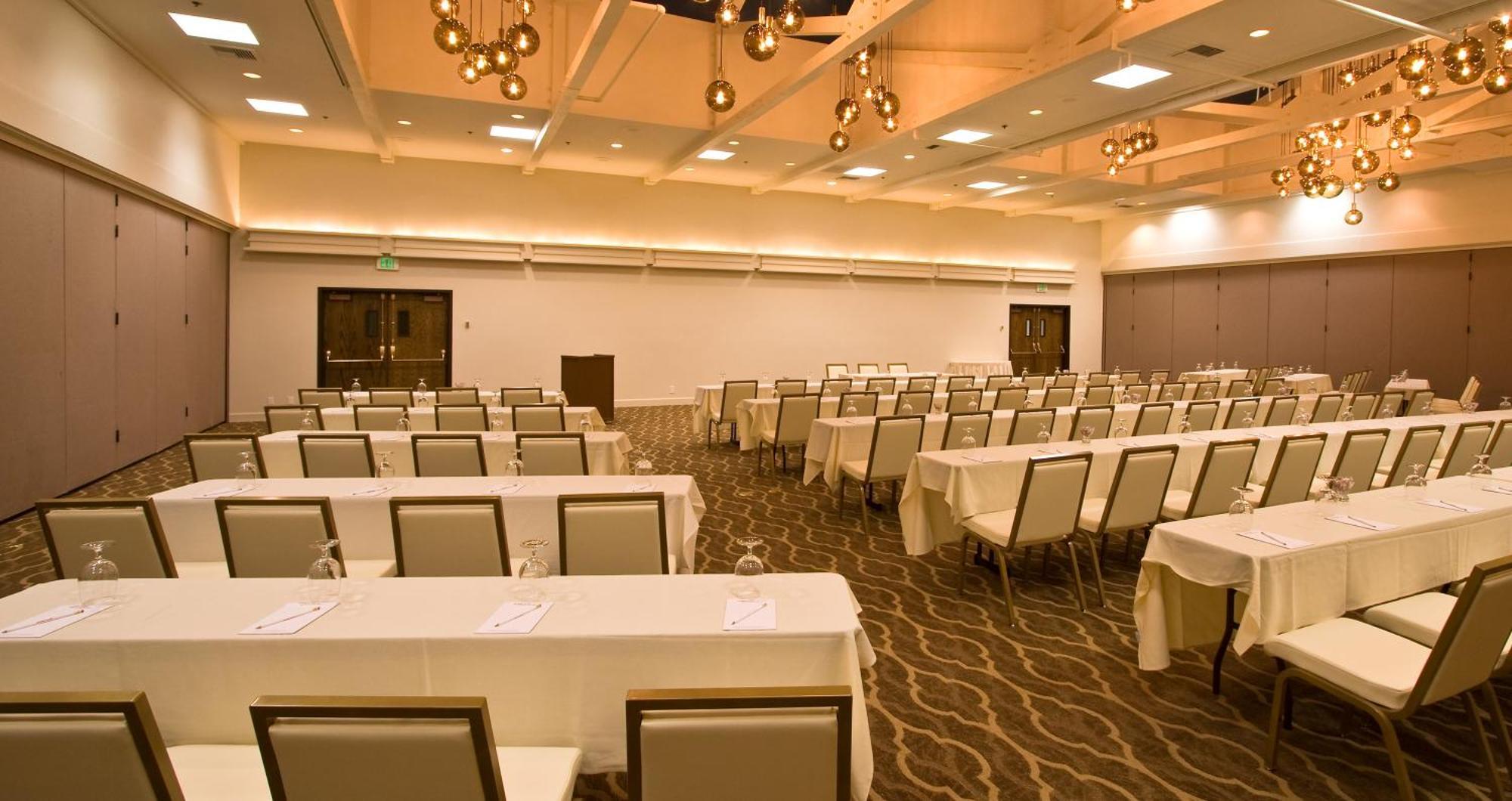 Ashland Hills Hotel & Suites Luaran gambar